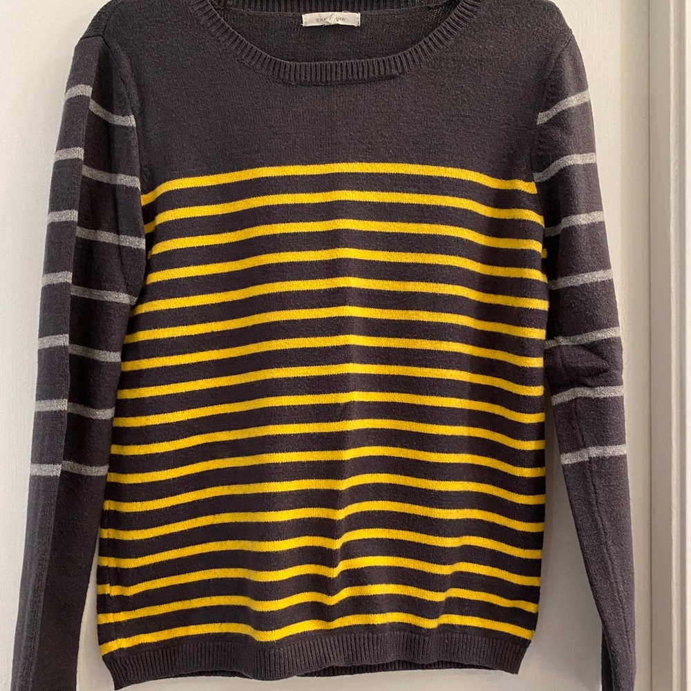 Like new super soft sweater